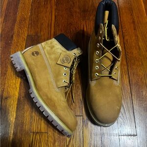 Brand New Size 13US  Timberland Men's Waterproof Boot - Wheat Nubuck